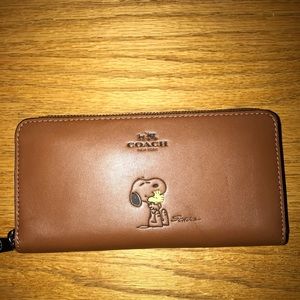 Coach Snoopy Brown Wallet
